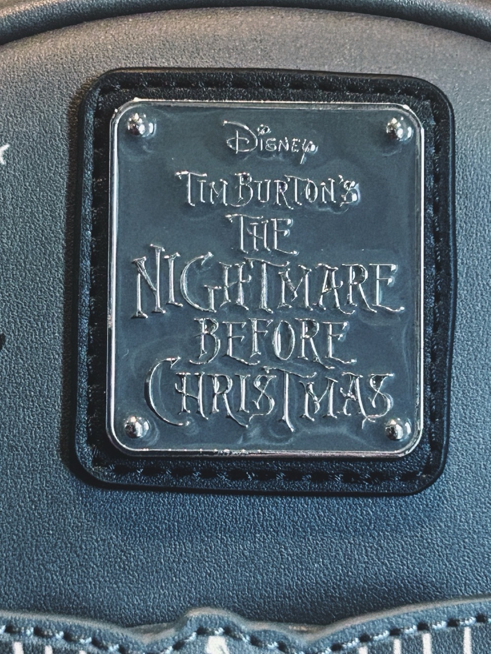 Disney The Nightmare Before Christmas Loungefly Backpack & Wallet Snowglobe NWT - Picture 6 of 11
